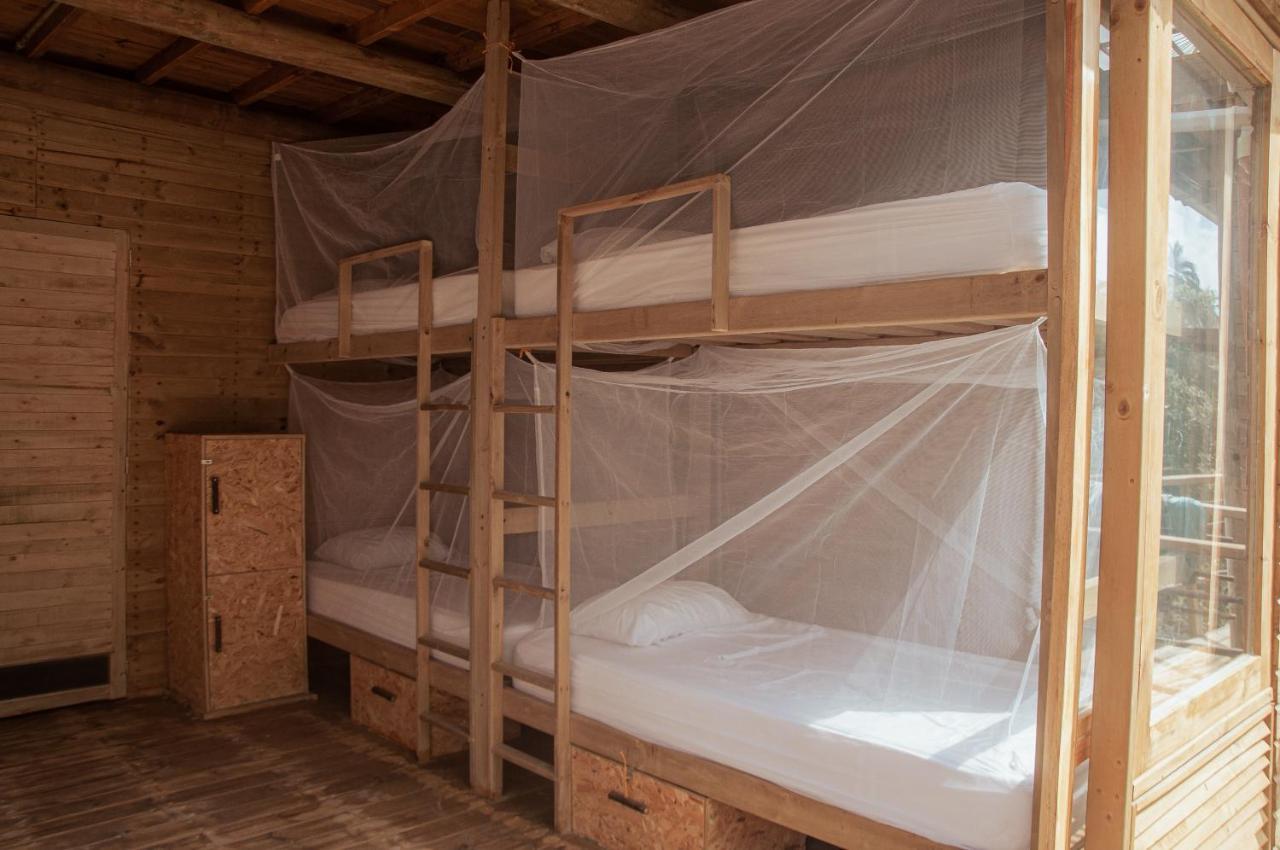 Mendihuaca Surf Camp Hostel Guachaca Екстериор снимка